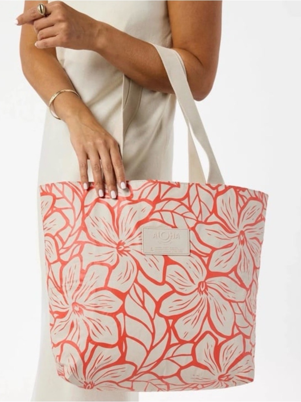 *BNWT* ALOHA Collection Day Tripper - Backyard Red Haute